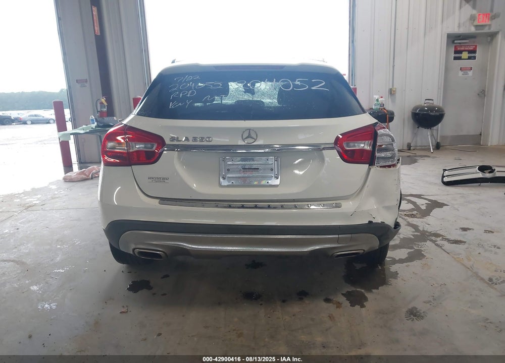 2016 MERCEDES-BENZ GLA-CLASS VIN: WDCTG4EB6GJ211518
