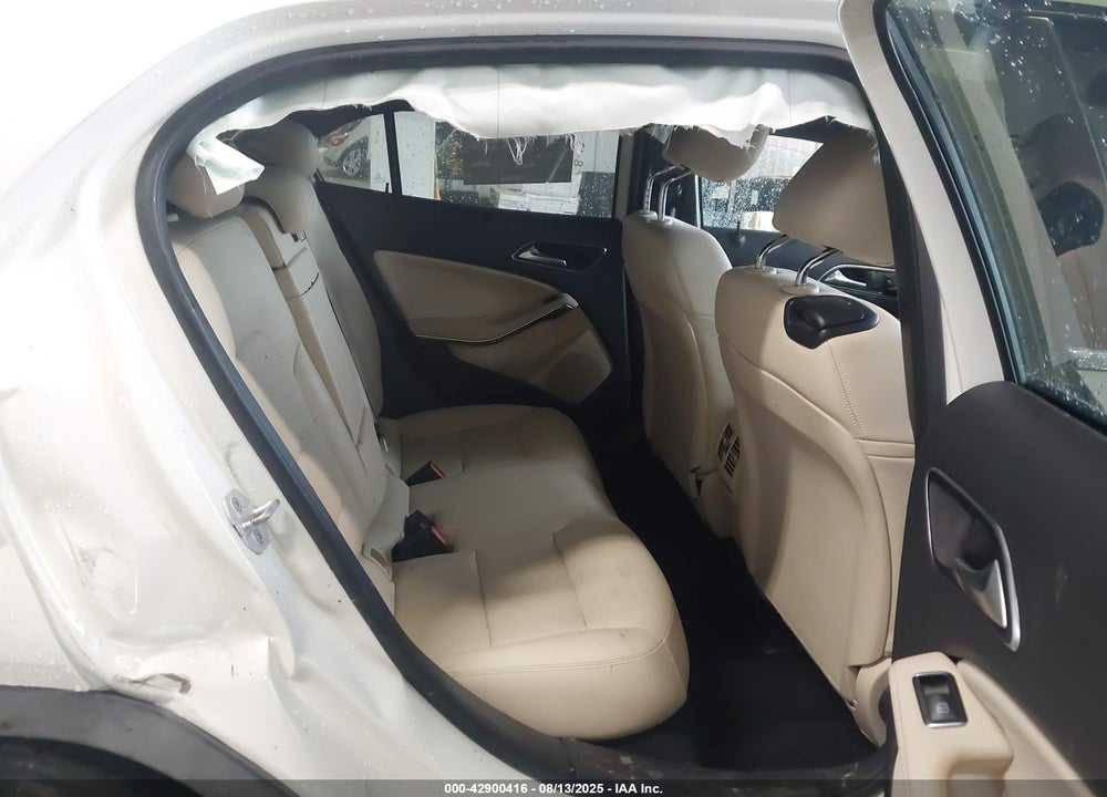 2016 MERCEDES-BENZ GLA-CLASS VIN: WDCTG4EB6GJ211518