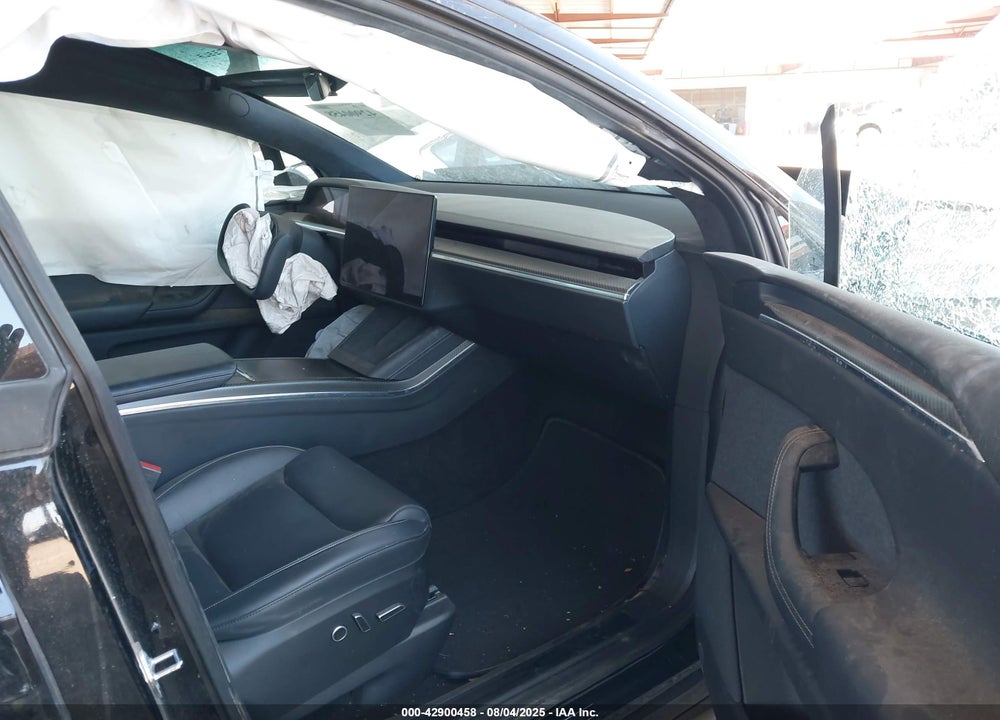 2022 TESLA MODEL X PLAID TRI MOTOR ALL-WHEEL DRIVE VIN: 7SAXCBE69NF357798