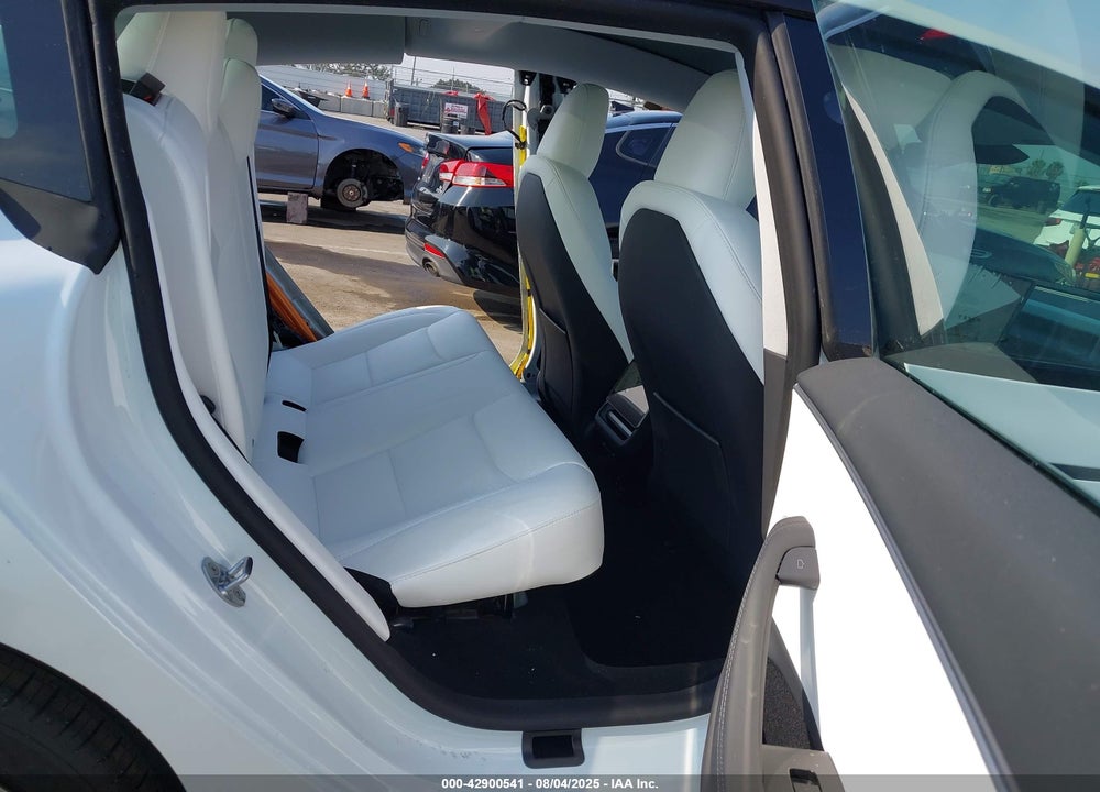 2025 TESLA MODEL 3 VIN: 5YJ3E1EA1SF012748