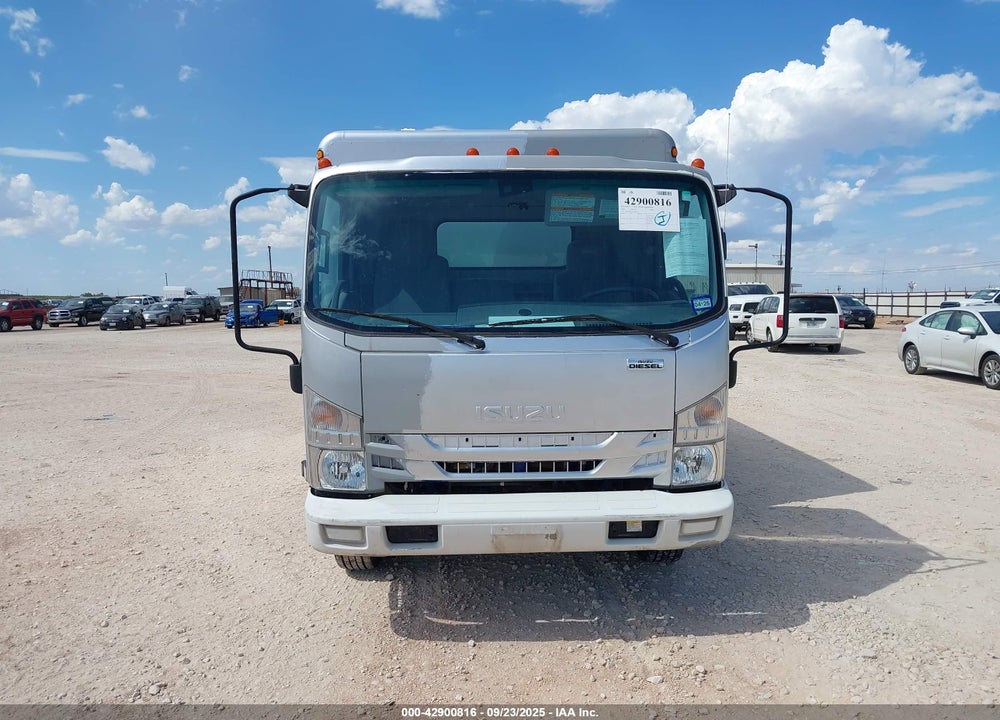 2020 ISUZU NRR VIN: JALE5W162L7303675