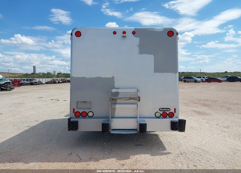 2020 ISUZU NRR VIN: JALE5W162L7303675