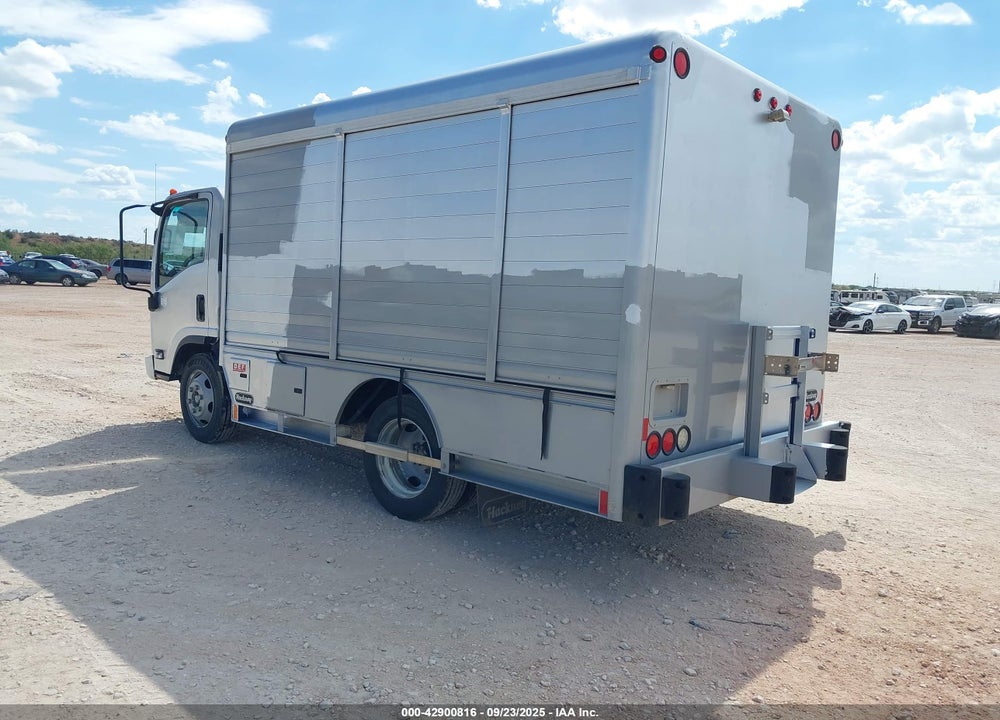 2020 ISUZU NRR VIN: JALE5W162L7303675