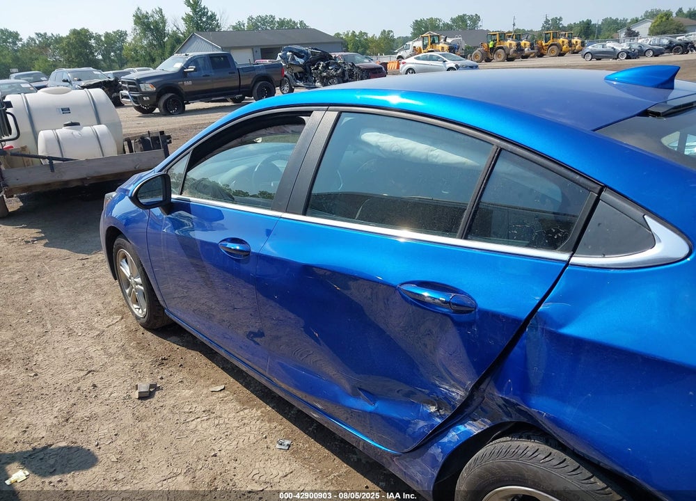 2017 CHEVROLET CRUZE VIN: 1G1BE5SM7H7217466