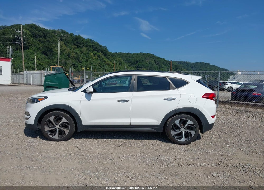 2016 HYUNDAI TUCSON VIN: KM8J3CA27GU023206