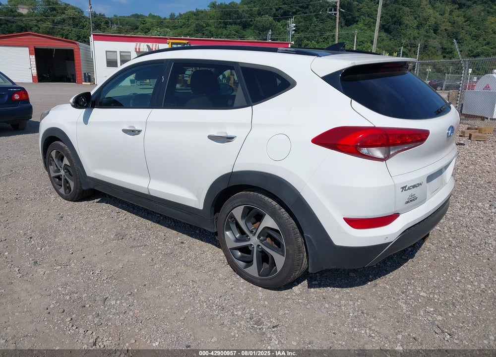 2016 HYUNDAI TUCSON VIN: KM8J3CA27GU023206