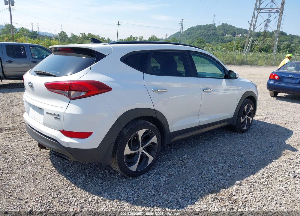 2016 HYUNDAI TUCSON VIN: KM8J3CA27GU023206
