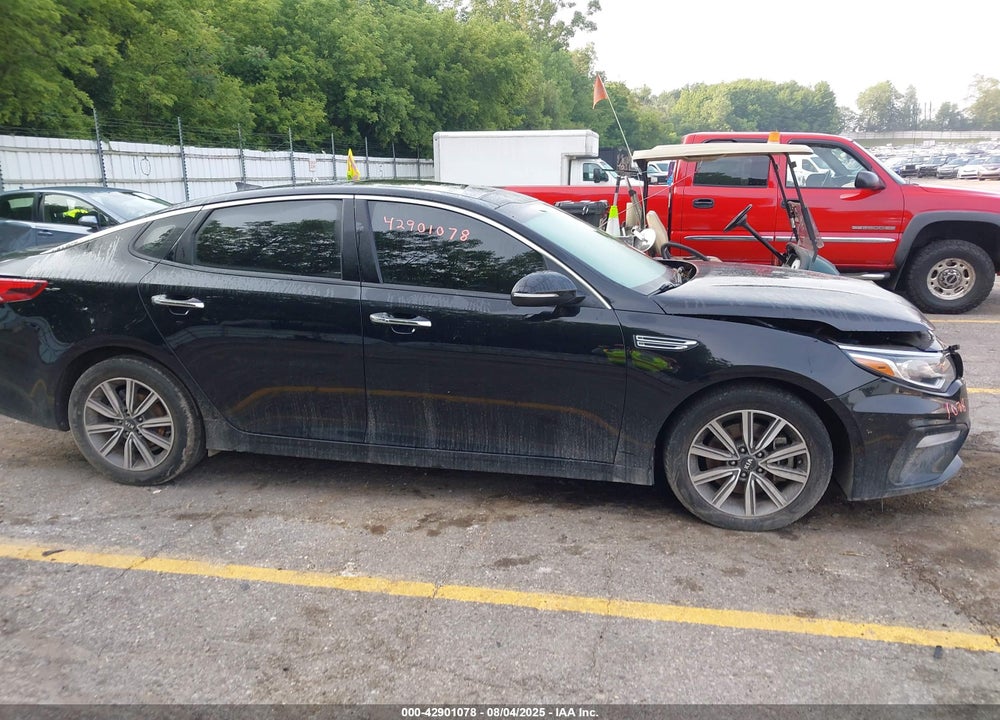 2020 KIA OPTIMA EX PREMIUM VIN: 5XXGU4L17LG411560