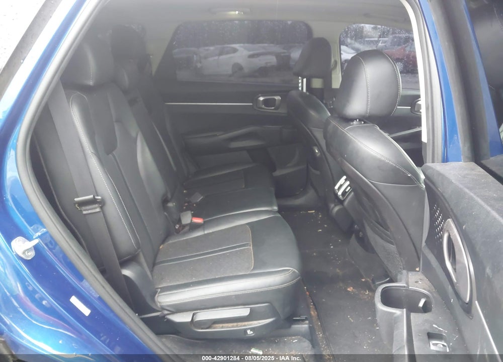 2021 KIA SORENTO VIN: 5XYRL4LC1MG048635