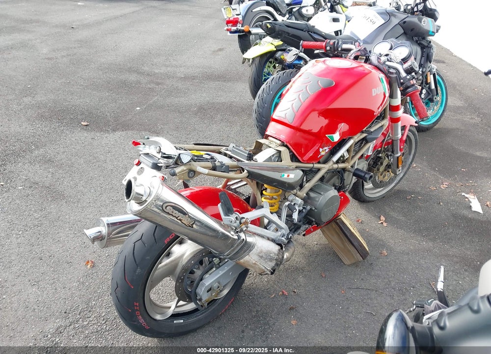 1999 DUCATI M750 VIN: ZDM1RC3L1XB004126