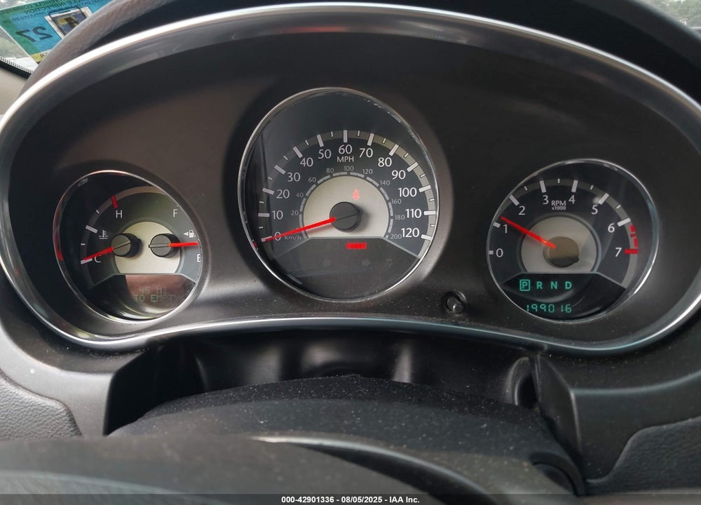 2014 CHRYSLER 200 VIN: 1C3CCBCG1EN136029