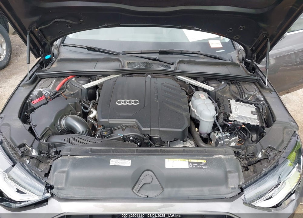 2022 AUDI A4 VIN: WAUABAF42NA006704