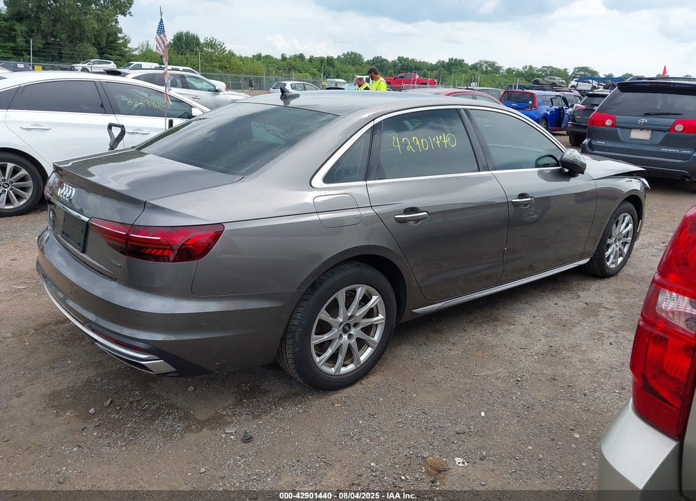 2022 AUDI A4 VIN: WAUABAF42NA006704