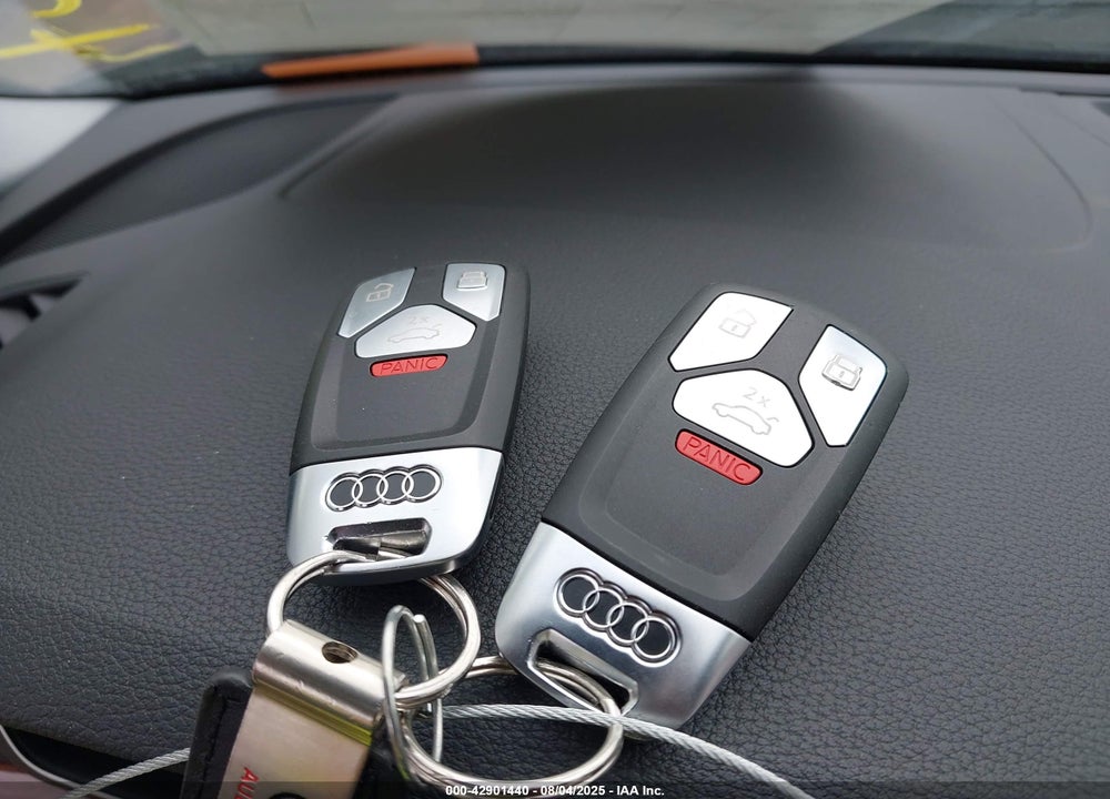 2022 AUDI A4 VIN: WAUABAF42NA006704
