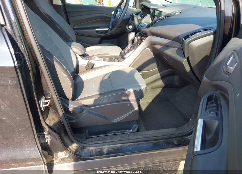 2016 FORD ESCAPE SE VIN: 1FMCU9GX8GUC46611
