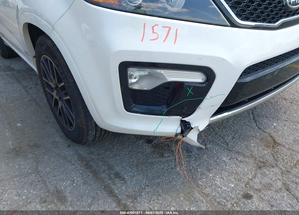 2013 KIA SORENTO VIN: 5XYKWDA23DG364881