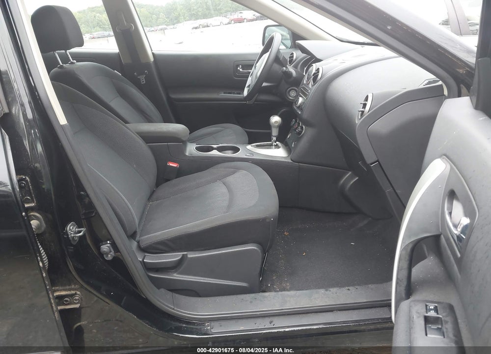 2014 NISSAN ROGUE VIN: JN8AS5MTXEW601781