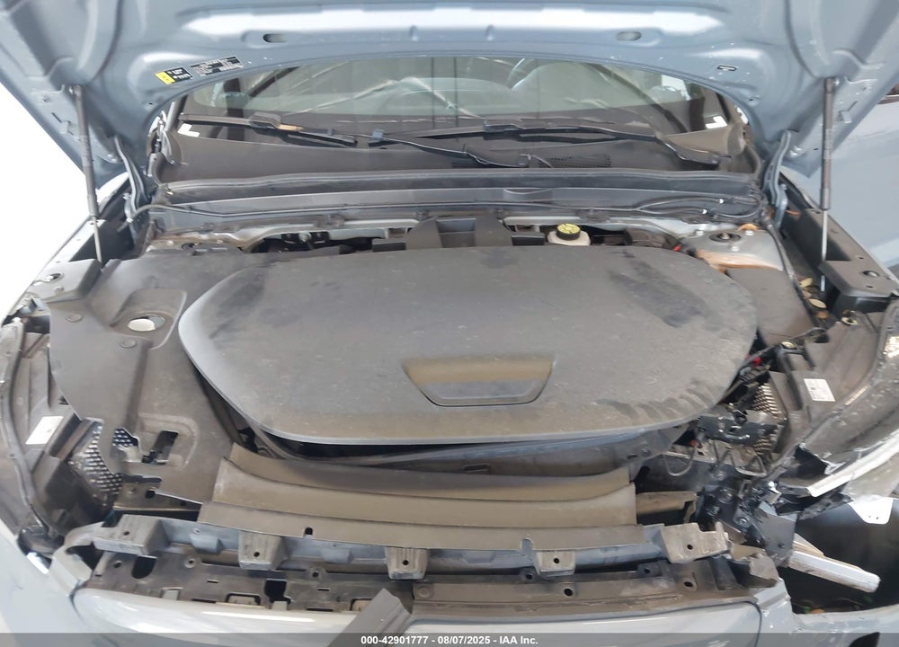 2023 VOLVO XC40 RECHARGE PURE ELECTRIC TWIN ULTIMATE VIN: YV4ED3UMXP2087183