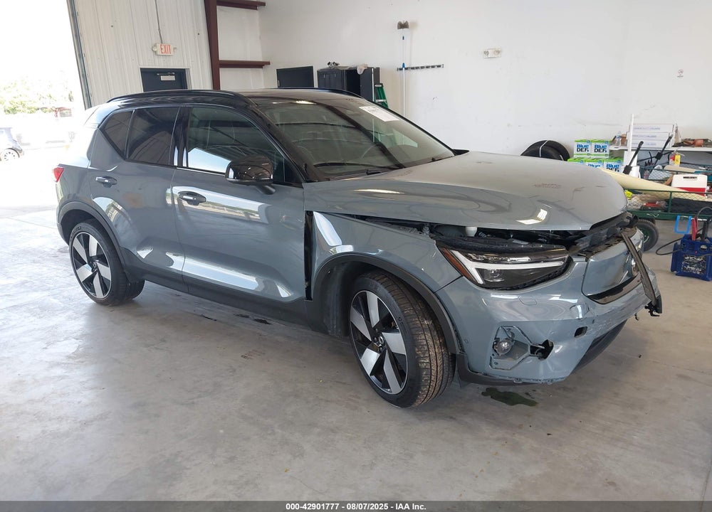 2023 VOLVO XC40 RECHARGE PURE ELECTRIC TWIN ULTIMATE VIN: YV4ED3UMXP2087183