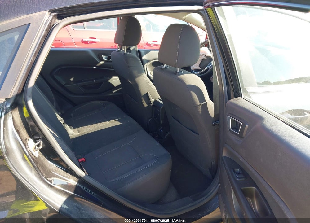 2015 FORD FIESTA VIN: 3FADP4BJ6FM209037