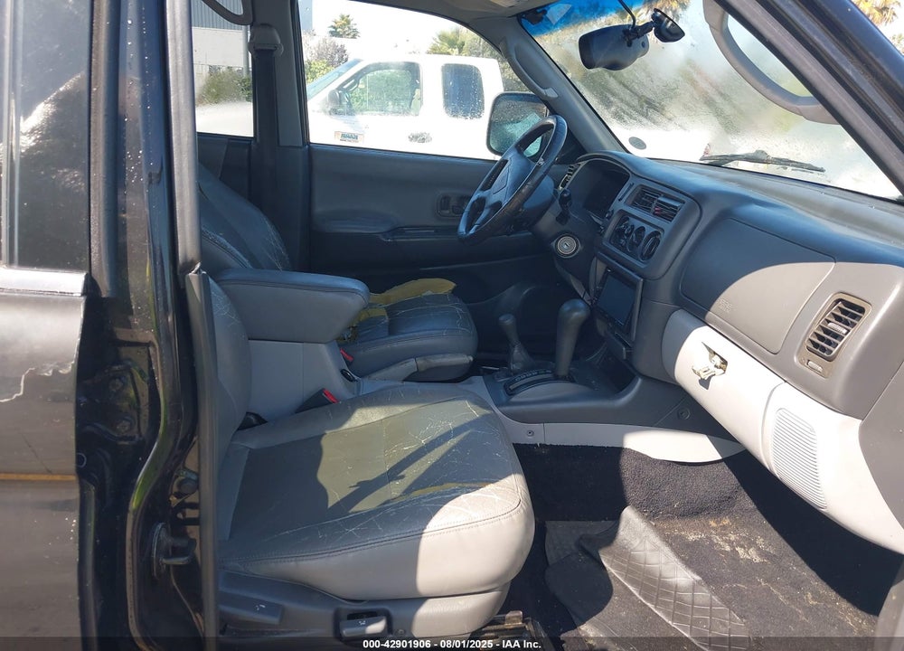 2001 MITSUBISHI MONTERO SPORT XLS VIN: JA4MT31H71P036883