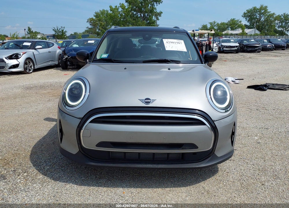 2024 MINI COOPER VIN: WMW33DK04R2U71091