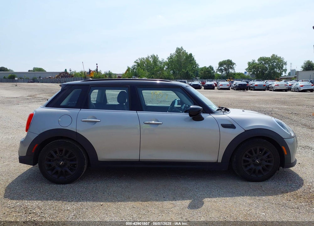 2024 MINI COOPER VIN: WMW33DK04R2U71091