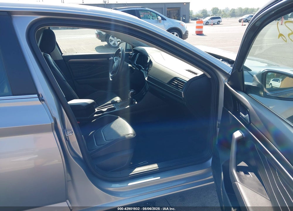 2023 VOLKSWAGEN JETTA VIN: 3VWGM7BU4PM049217