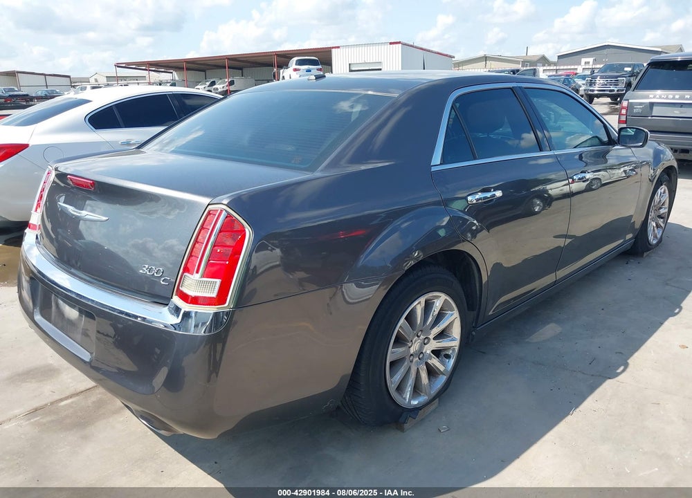 2013 CHRYSLER 300 VIN: 2C3CCAEG1DH658061
