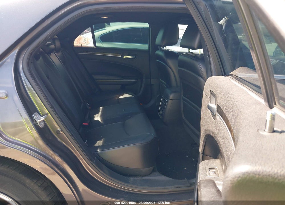 2013 CHRYSLER 300 VIN: 2C3CCAEG1DH658061