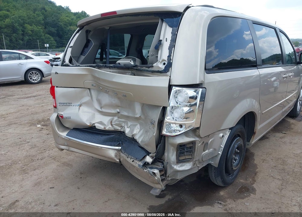 2014 DODGE GRAND CARAVAN SXT VIN: 2C4RDGCG6ER429671