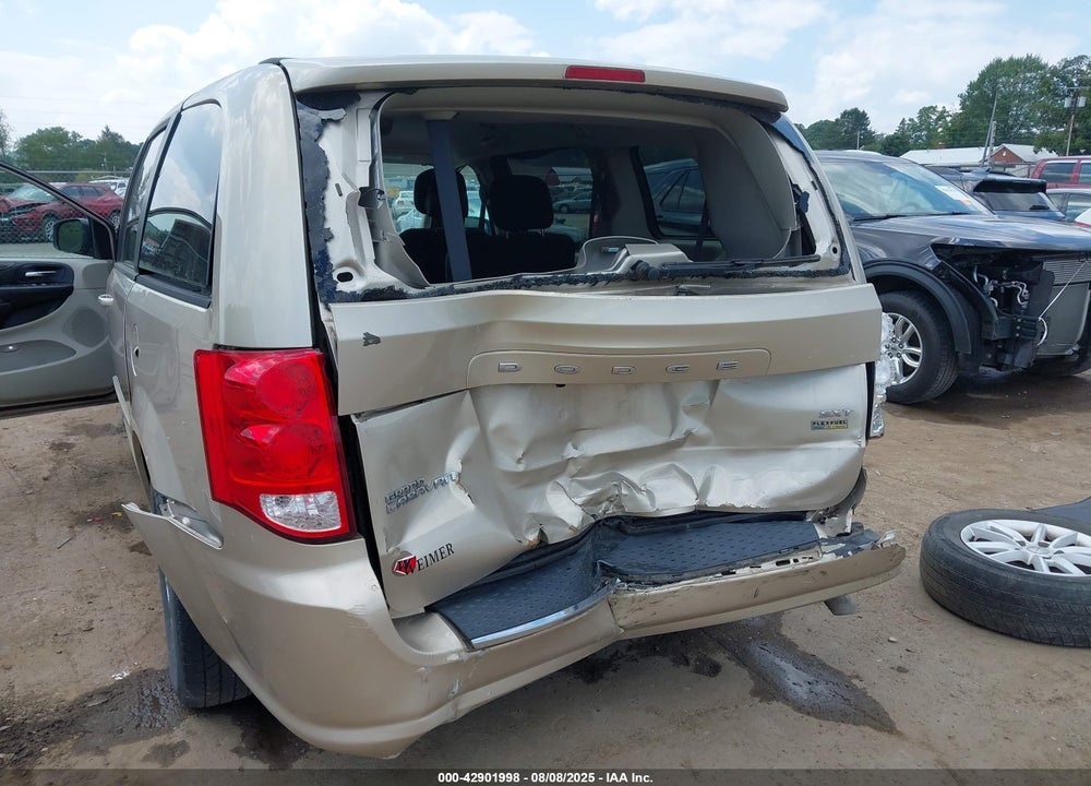 2014 DODGE GRAND CARAVAN SXT VIN: 2C4RDGCG6ER429671