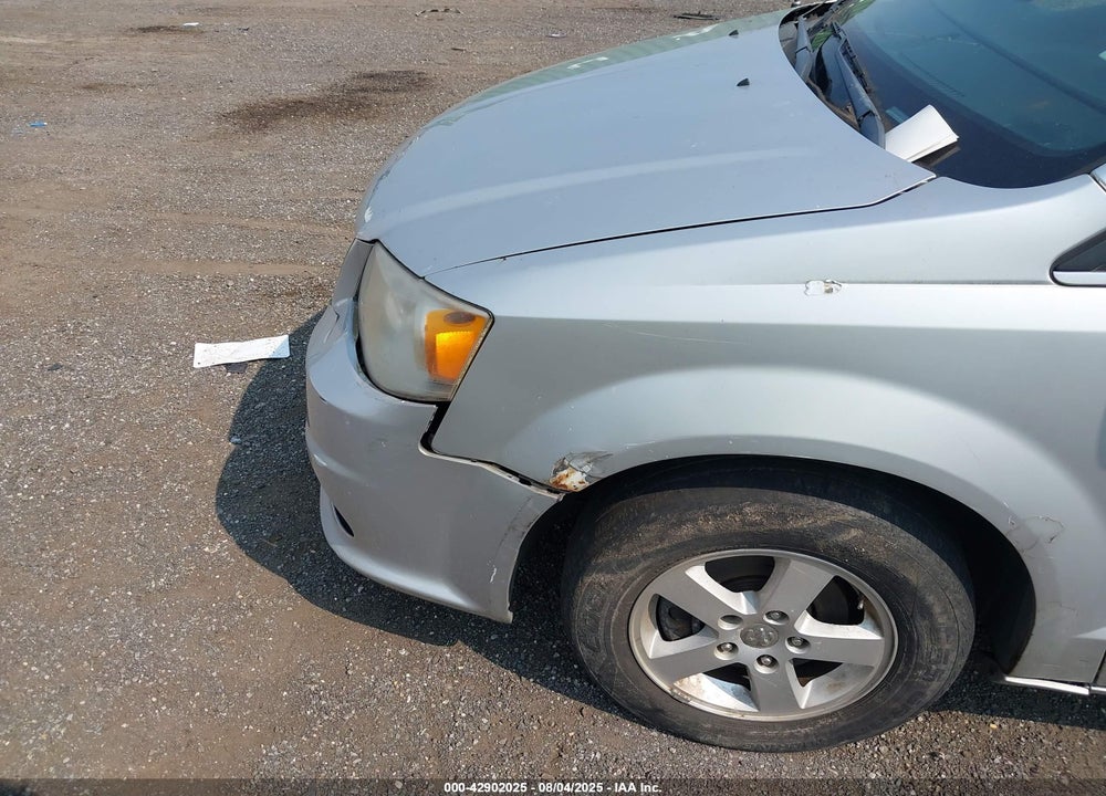 2011 DODGE GRAND CARAVAN CREW VIN: 2D4RN5DG0BR659849