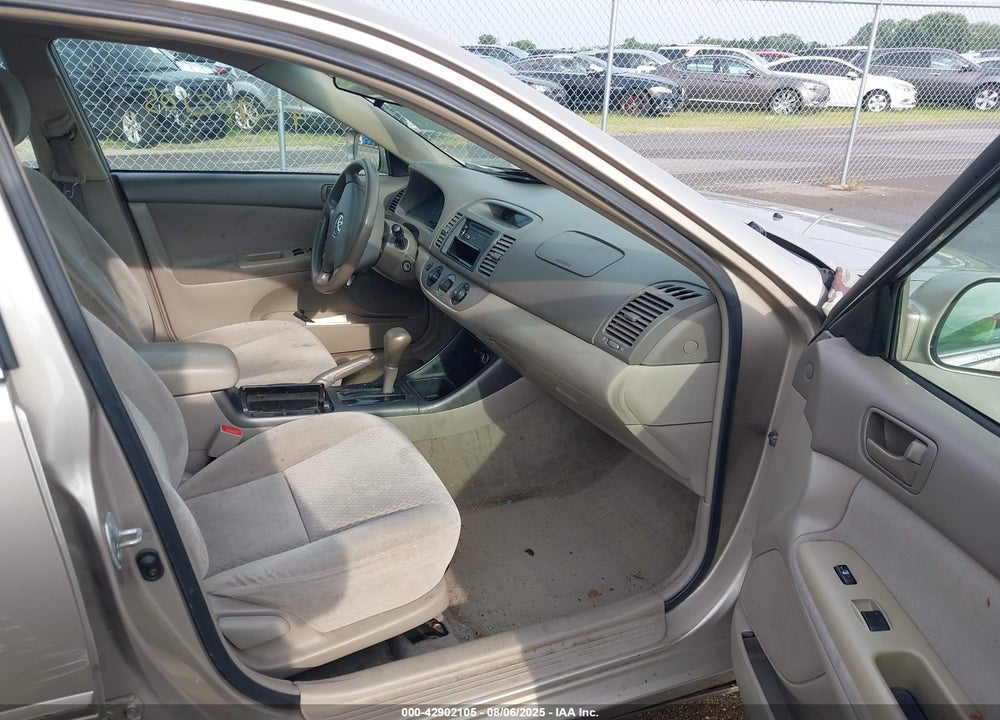 2003 TOYOTA CAMRY LE VIN: 4T1BE32K13U258045
