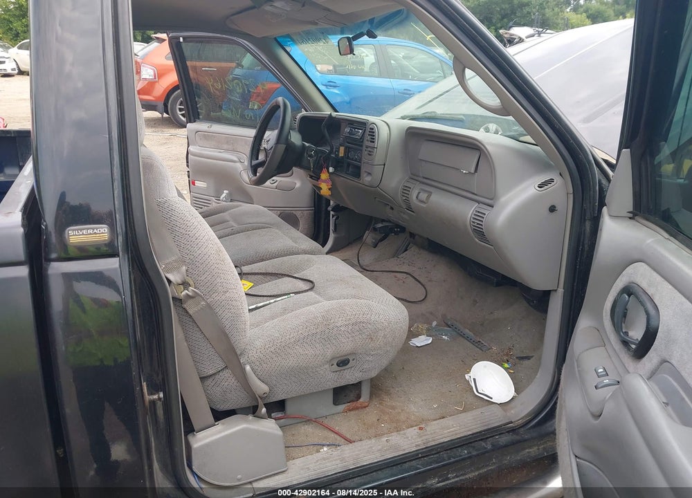 1998 CHEVROLET K1500 FLEETSIDE VIN: 1GCEK14M4WZ211239