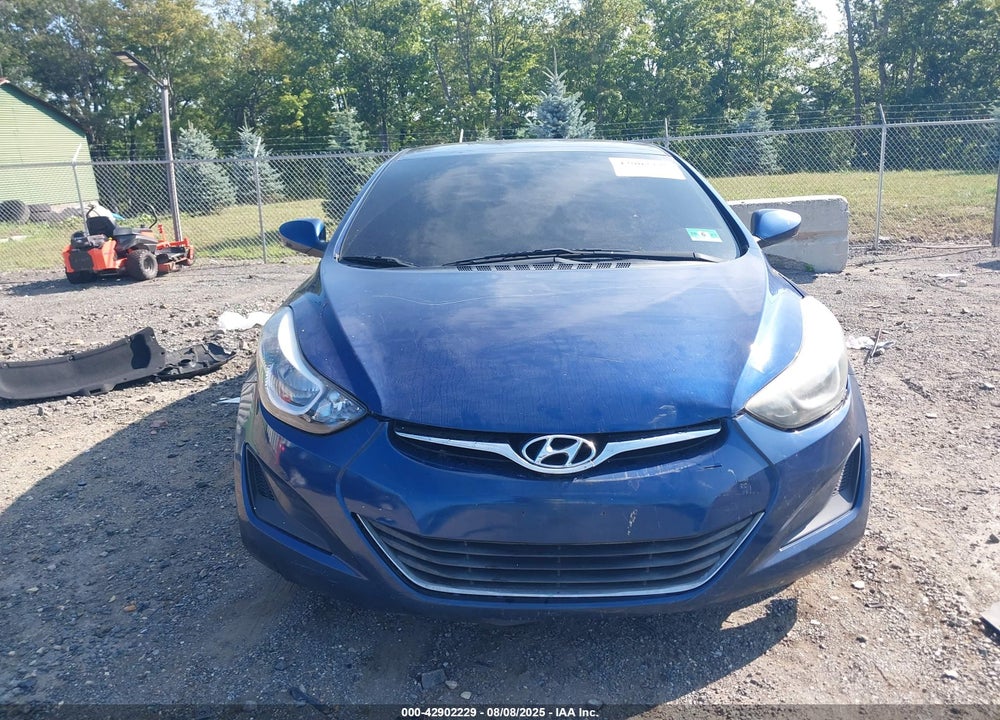 2016 HYUNDAI ELANTRA VIN: 5NPDH4AE7GH713891