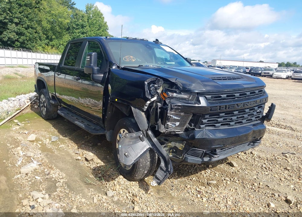 2022 CHEVROLET SILVERADO 2500HD 4WD STANDARD BED CUSTOM VIN: 1GC4YMEY2NF182823