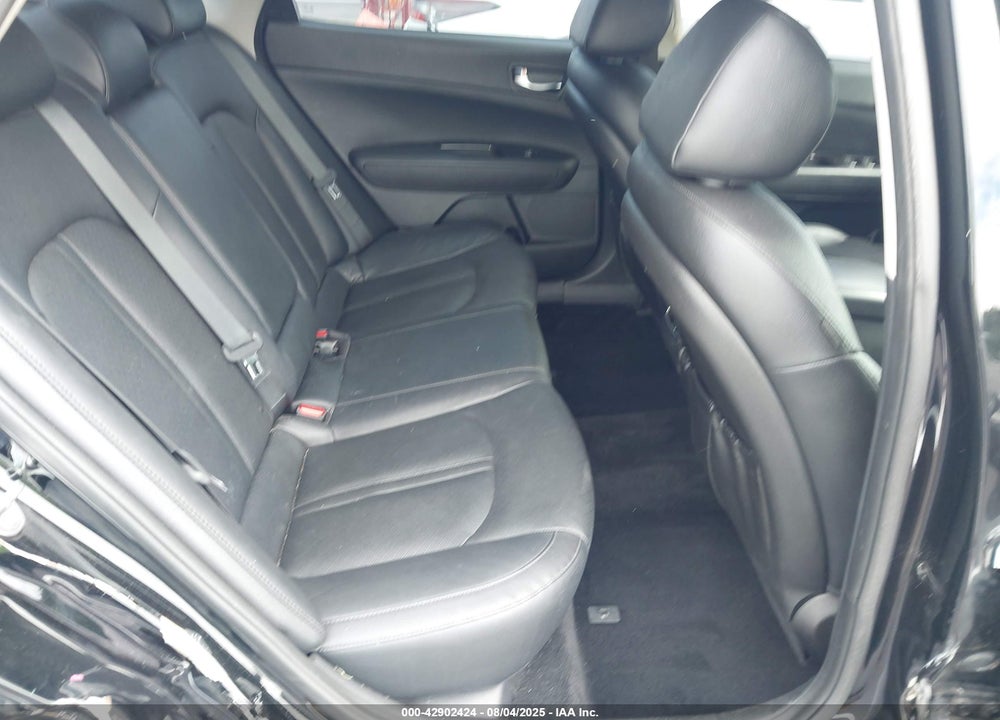 2019 KIA OPTIMA VIN: 5XXGU4L18KG330839
