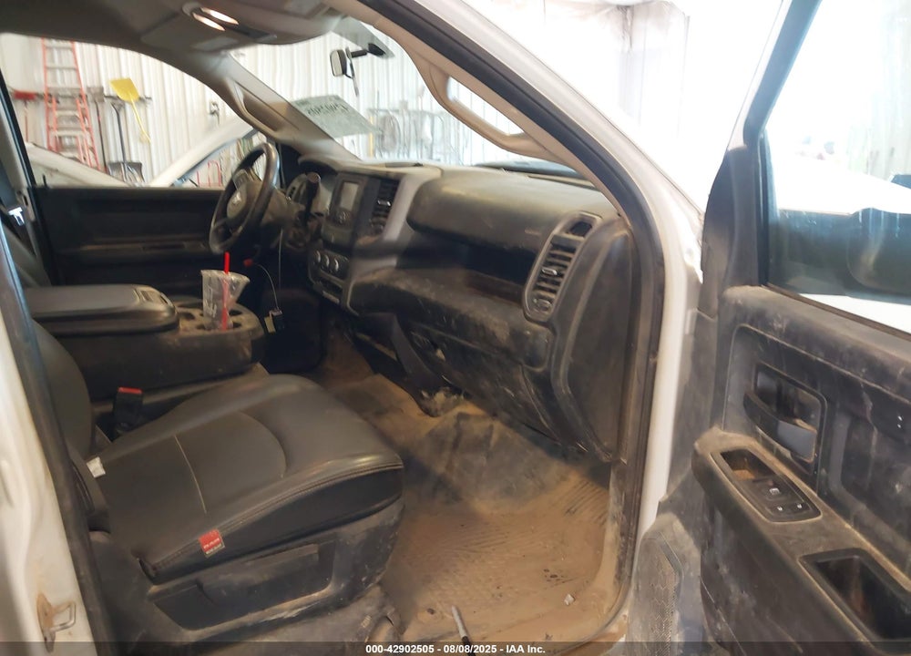 2020 RAM 2500 VIN: 3C6UR5HL3LG186112