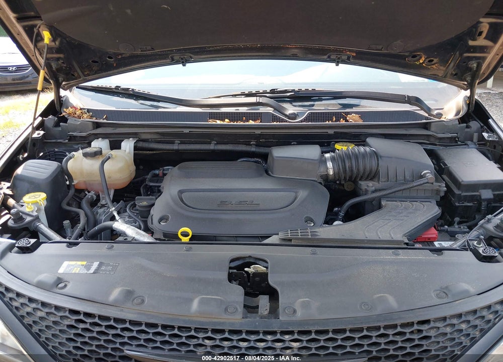 2019 CHRYSLER PACIFICA LIMITED VIN: 2C4RC1GG4KR720319
