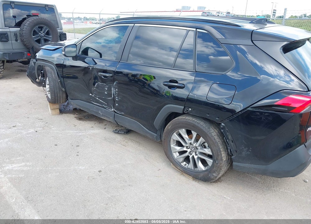 2024 TOYOTA RAV4 VIN: 2T3A1RFV3RC395665