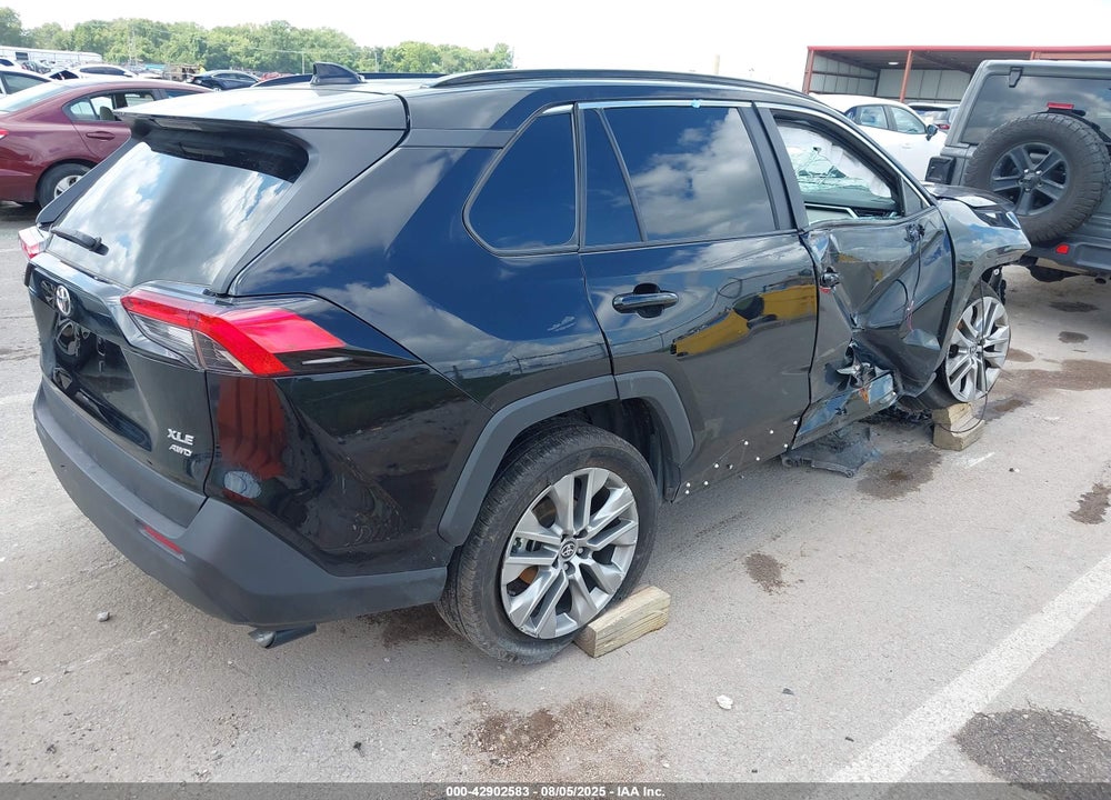 2024 TOYOTA RAV4 VIN: 2T3A1RFV3RC395665
