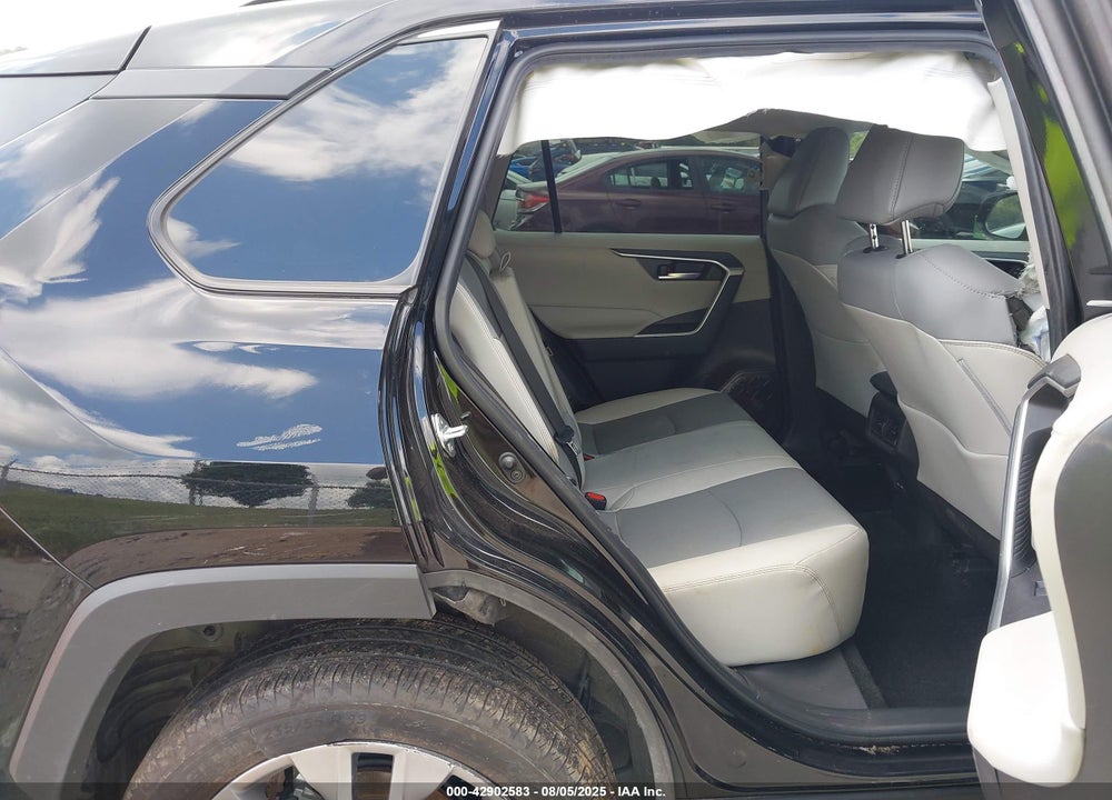 2024 TOYOTA RAV4 VIN: 2T3A1RFV3RC395665