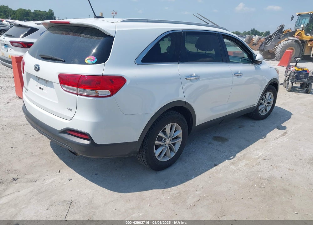 2017 KIA SORENTO VIN: 5XYPGDA51HG193468