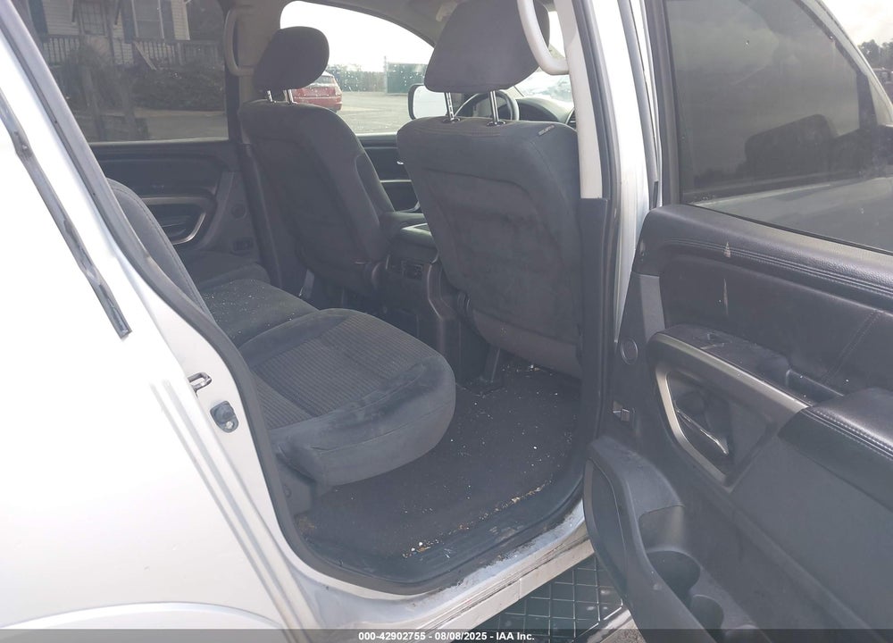 2015 NISSAN ARMADA VIN: 5N1BA0NDXFN614692
