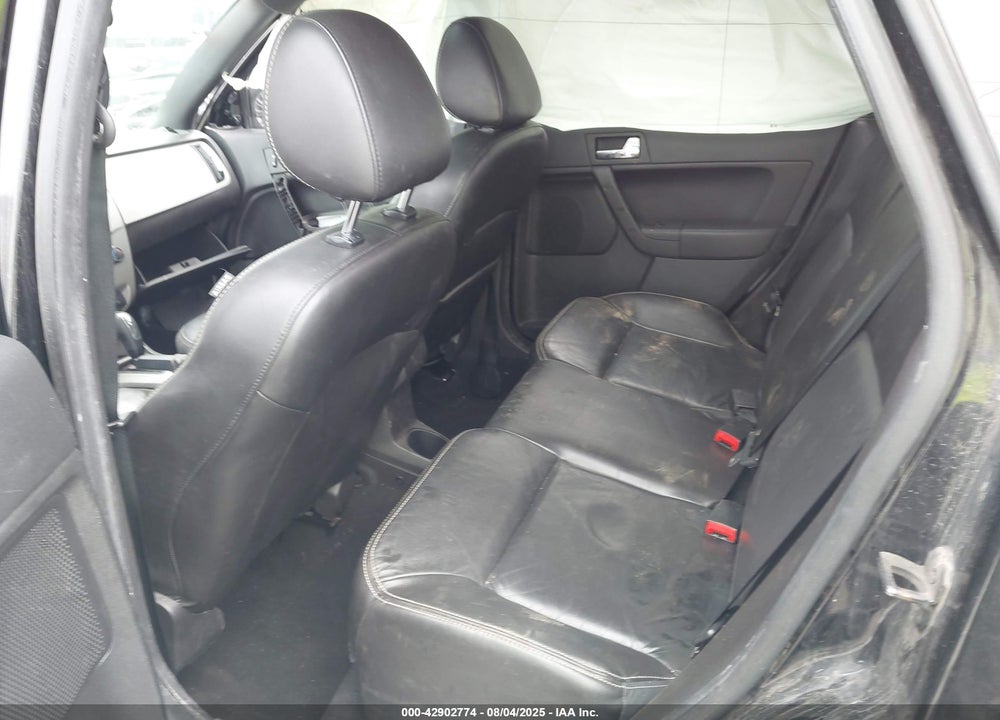 2010 FORD FOCUS VIN: 1FAHP3HN4AW170026