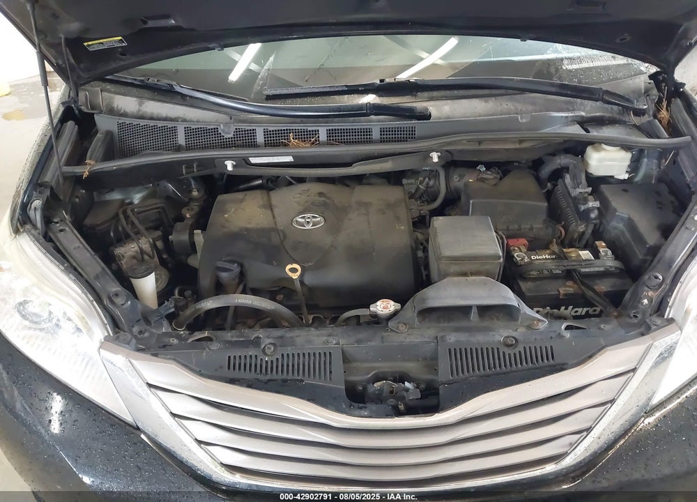 2017 TOYOTA SIENNA XLE 8 PASSENGER VIN: 5TDYZ3DCXHS812364