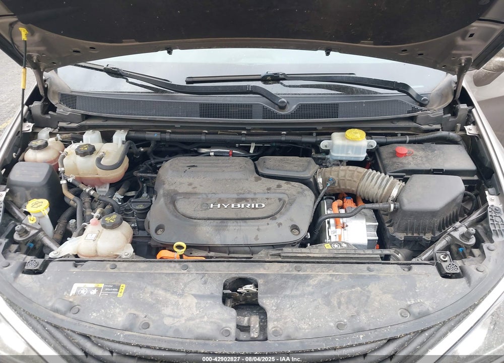 2018 CHRYSLER PACIFICA HYBRID LIMITED VIN: 2C4RC1N79JR230475