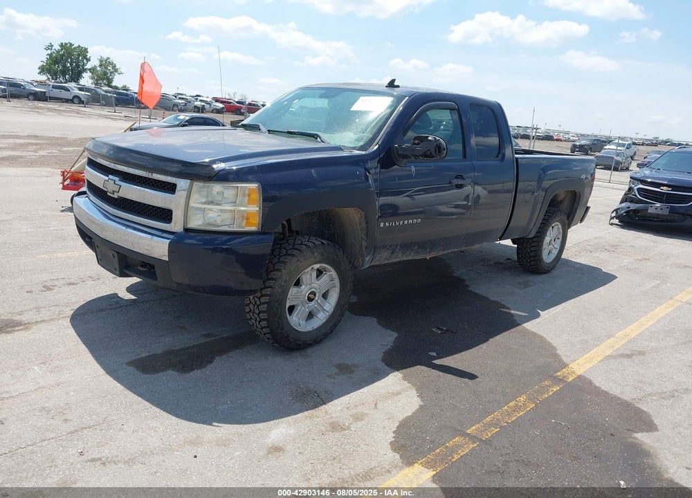 2008 CHEVROLET SILVERADO 1500 VIN: 1GCEK190X8Z303982