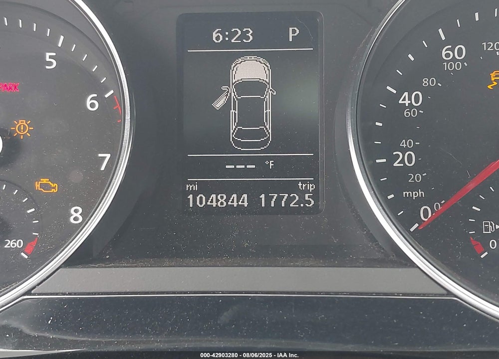 2017 VOLKSWAGEN JETTA VIN: 3VWL17AJ5HM233758